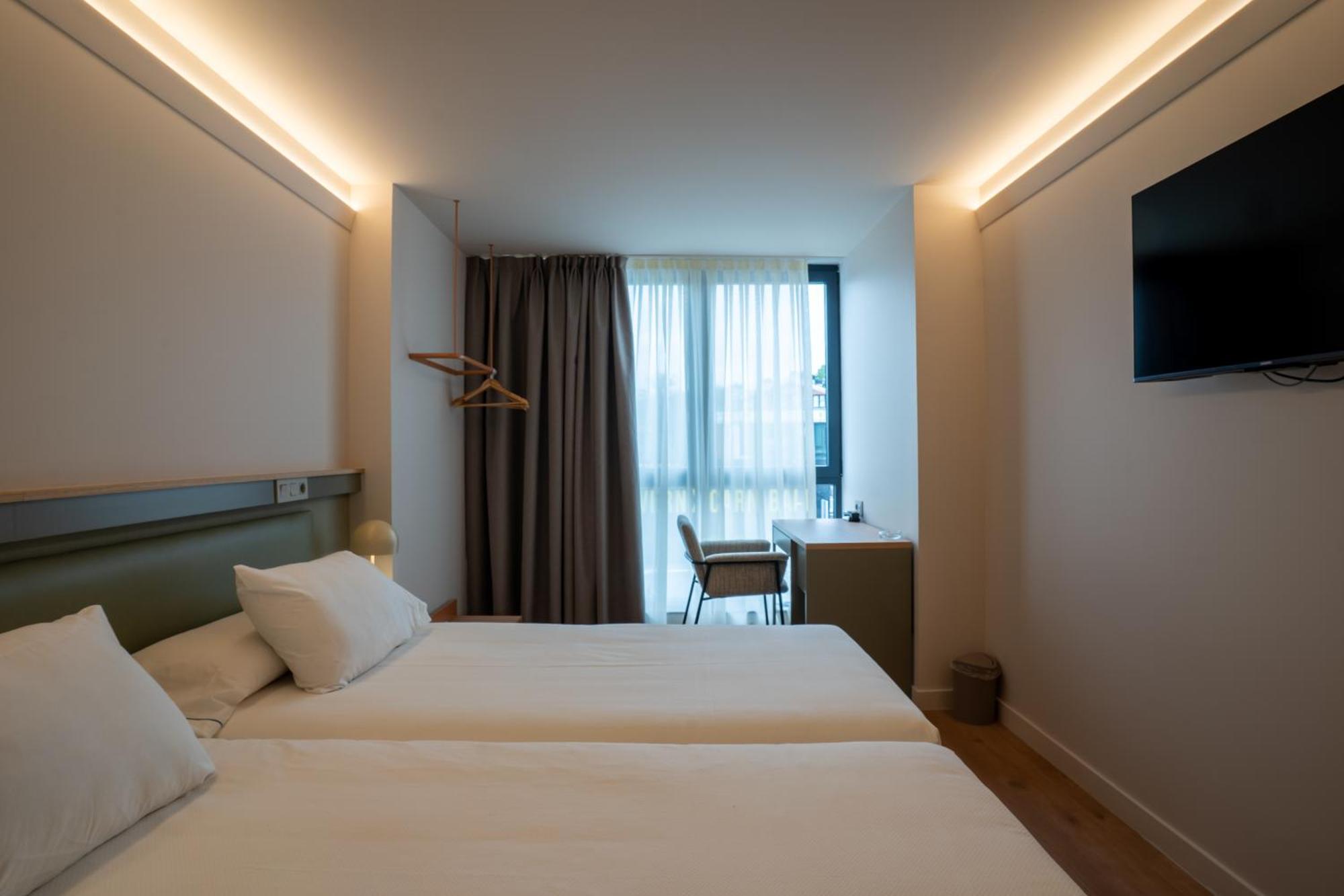 הוזנאיו Hotel Los Pasiegos מראה חיצוני תמונה